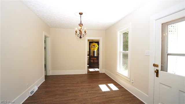 81 W Marion Street, Doylestown, OH 44230