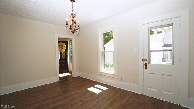 81 W Marion Street, Doylestown, OH 44230