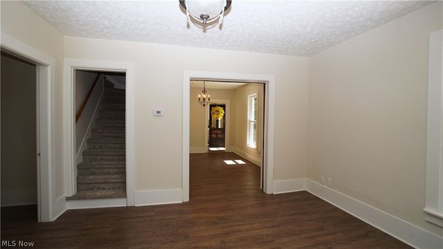 81 W Marion Street, Doylestown, OH 44230