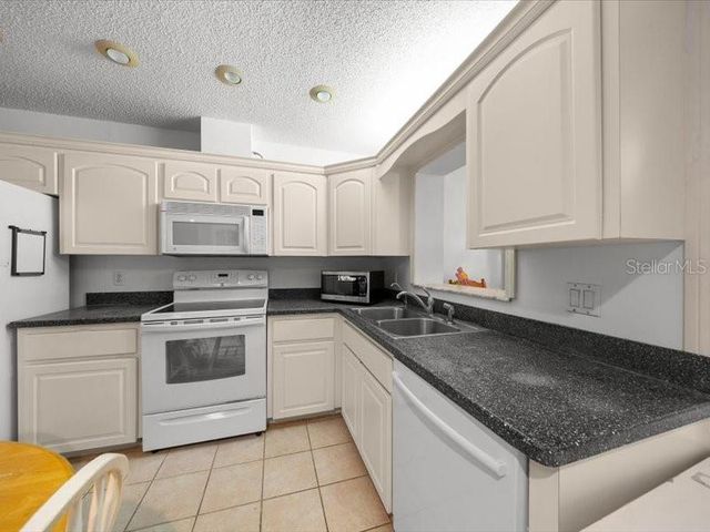 495 & 499 N ROBIN HOOD ROAD, Inverness, FL 34450