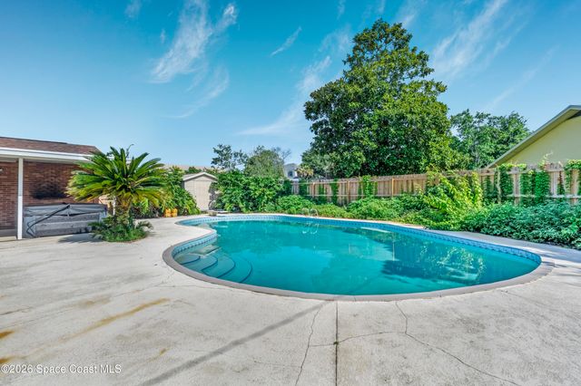 1627 Candle Court, Titusville, FL 32796