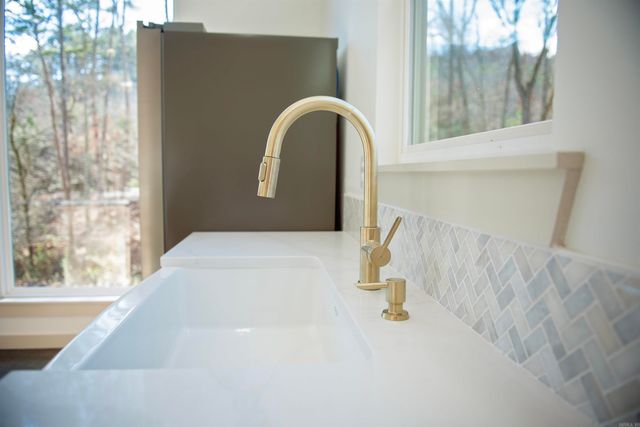 177 John Henry Road, Shirley, AR 72153