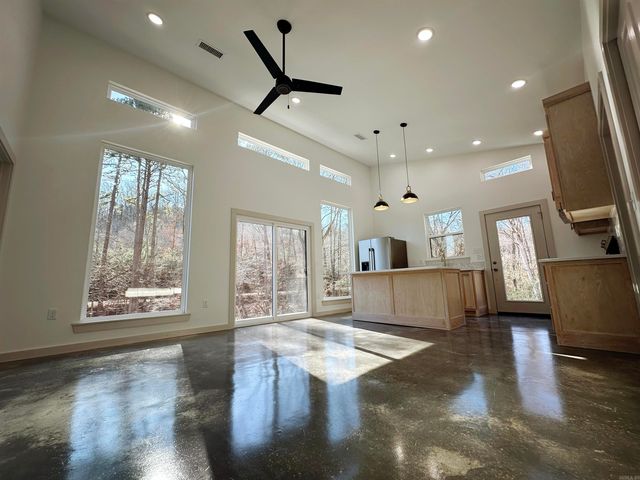 177 John Henry Road, Shirley, AR 72153