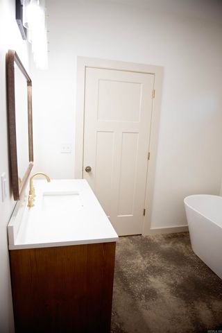 177 John Henry Road, Shirley, AR 72153