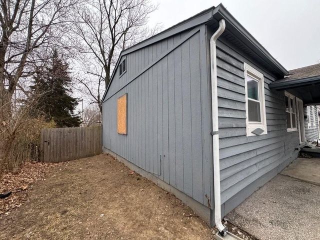 1113 N Swope Drive, Independence, MO 64056