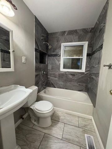 1113 N Swope Drive, Independence, MO 64056