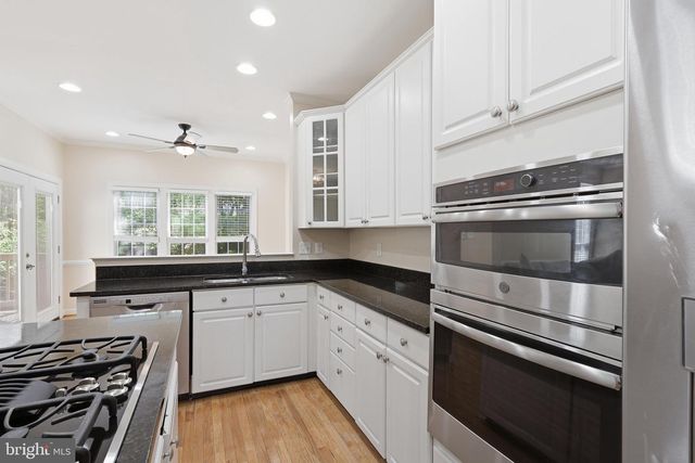 4530 FAIR VALLEY DR, Fairfax, VA 22033