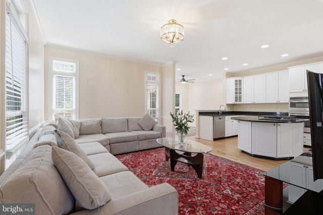 4530 FAIR VALLEY DR, Fairfax, VA 22033