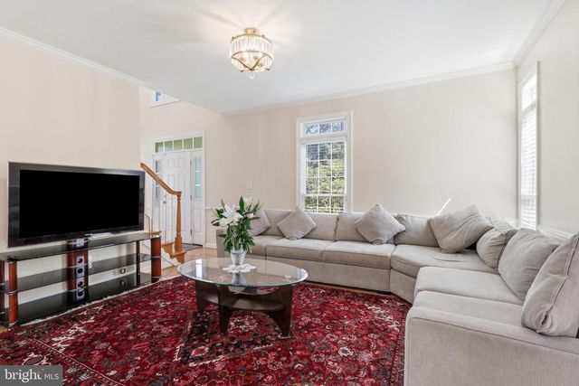 4530 FAIR VALLEY DR, Fairfax, VA 22033