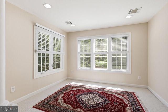 4530 FAIR VALLEY DR, Fairfax, VA 22033
