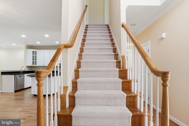 4530 FAIR VALLEY DR, Fairfax, VA 22033