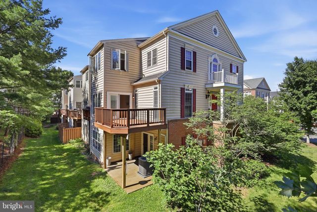 4530 FAIR VALLEY DR, Fairfax, VA 22033