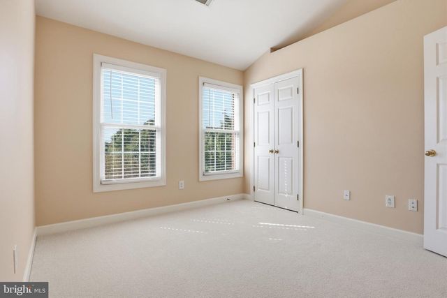 4530 FAIR VALLEY DR, Fairfax, VA 22033