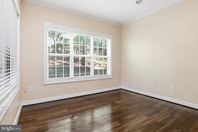 4530 FAIR VALLEY DR, Fairfax, VA 22033