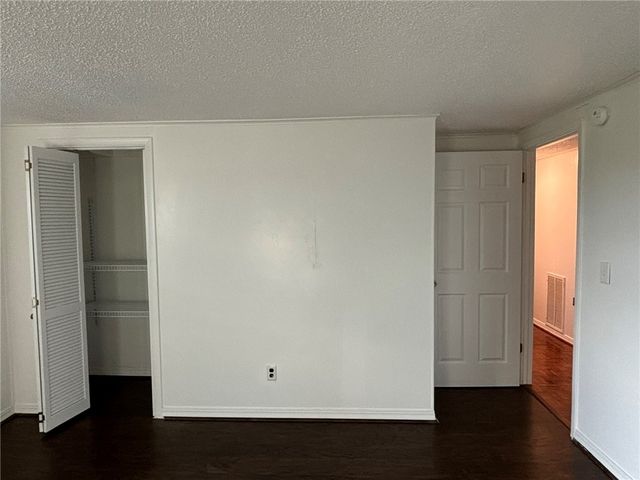 101 Campbell Road, Fayetteville, AR 72701