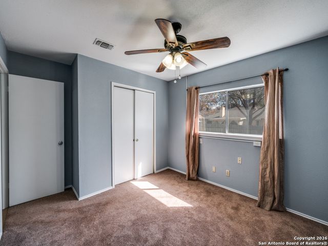 206 Meadowland, Universal City, TX 78148