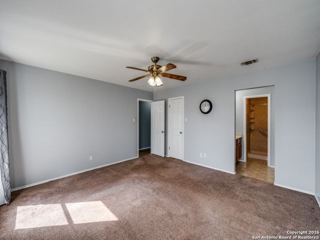 206 Meadowland, Universal City, TX 78148