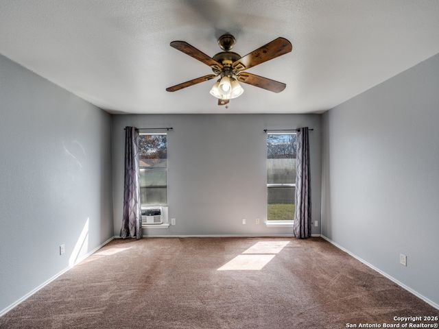 206 Meadowland, Universal City, TX 78148