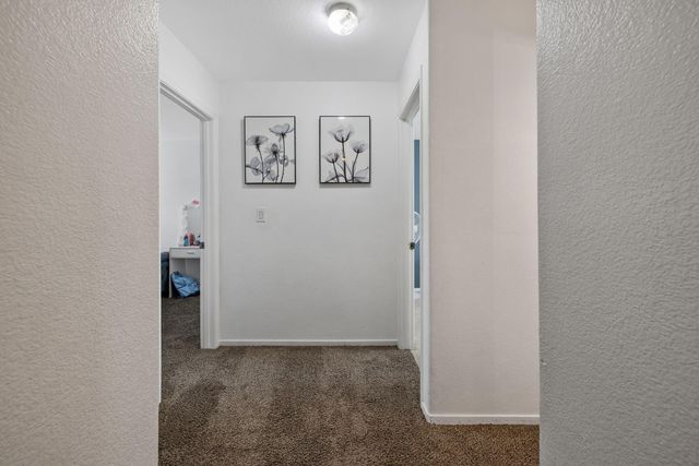 2295 Dandelion Avenue, Tulare, CA 93274