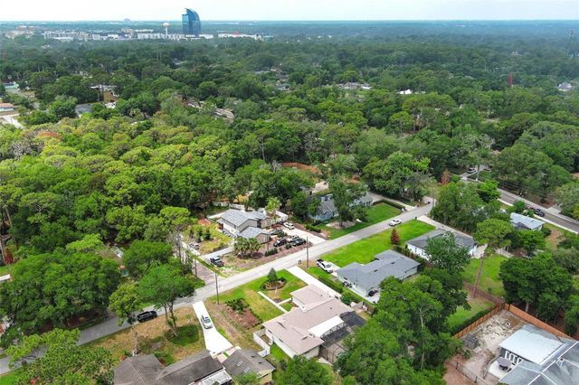 313 WHITE OAK DRIVE, Altamonte Springs, FL 32701