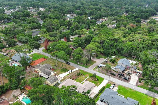 313 WHITE OAK DRIVE, Altamonte Springs, FL 32701
