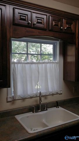 323 Woodall Lane, Scottsboro, AL 35768