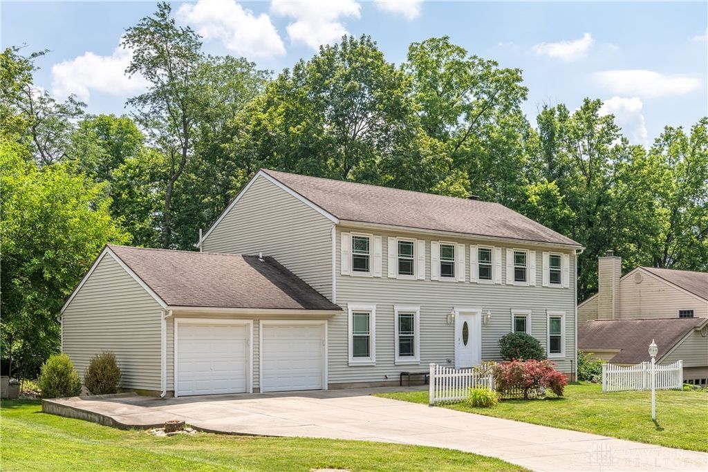 4011 Willow Run Drive, Beavercreek, OH 45430