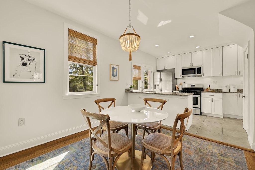 Image 13 of property listing at 3131 PARK WAY, Cheverly, MD 20785