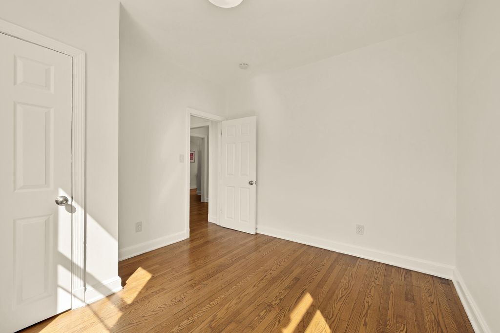 Image 22 of property listing at 3131 PARK WAY, Cheverly, MD 20785