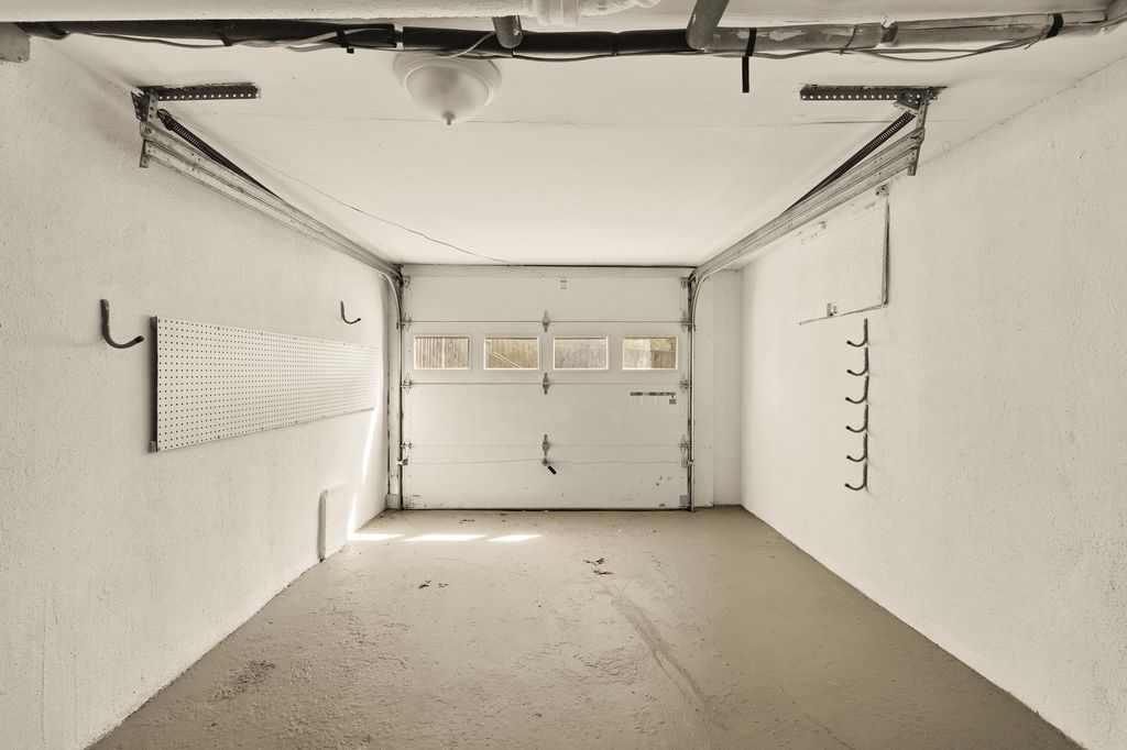 Image 42 of property listing at 3131 PARK WAY, Cheverly, MD 20785