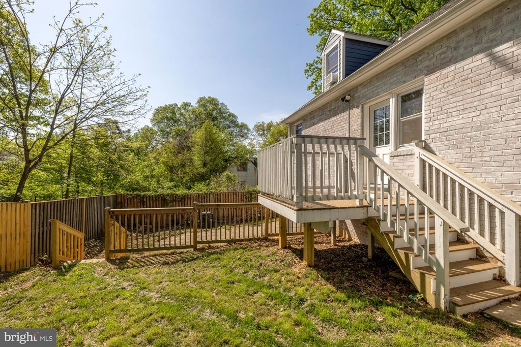 Image 47 of property listing at 3131 PARK WAY, Cheverly, MD 20785