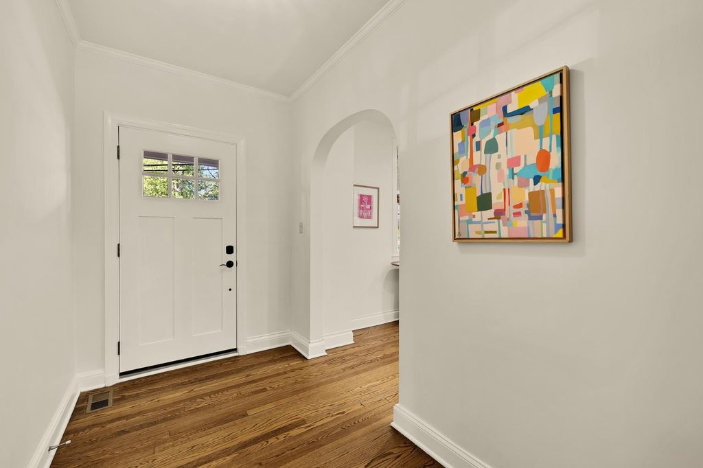 Image 7 of property listing at 3131 PARK WAY, Cheverly, MD 20785