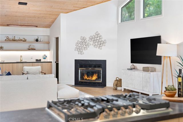 20225 Allentown Drive, Woodland Hills, CA 91364