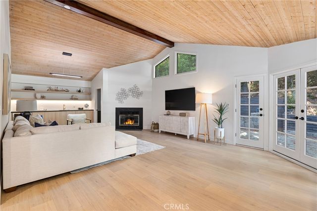 20225 Allentown Drive, Woodland Hills, CA 91364