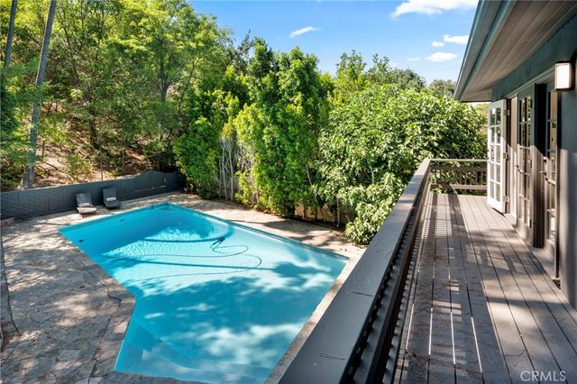 20225 Allentown Drive, Woodland Hills, CA 91364