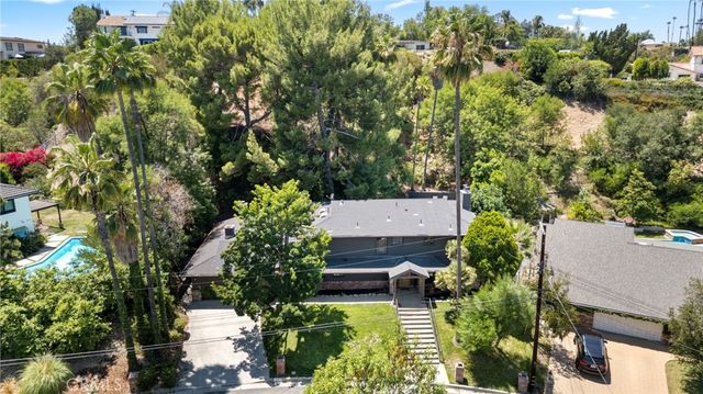 20225 Allentown Drive, Woodland Hills, CA 91364