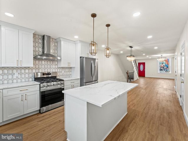 934 SNYDER AVE, Philadelphia, PA 19148