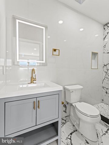 934 SNYDER AVE, Philadelphia, PA 19148