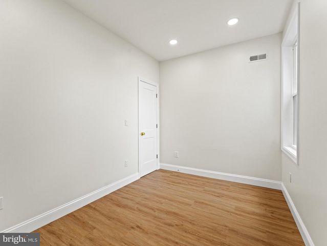 934 SNYDER AVE, Philadelphia, PA 19148