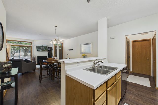 8434 Kimball Drive, Eden Prairie, MN 55347