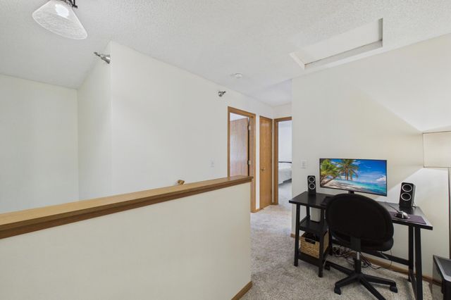 8434 Kimball Drive, Eden Prairie, MN 55347