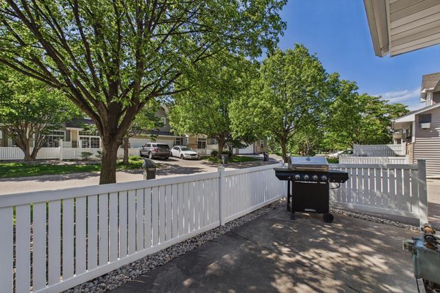 8434 Kimball Drive, Eden Prairie, MN 55347