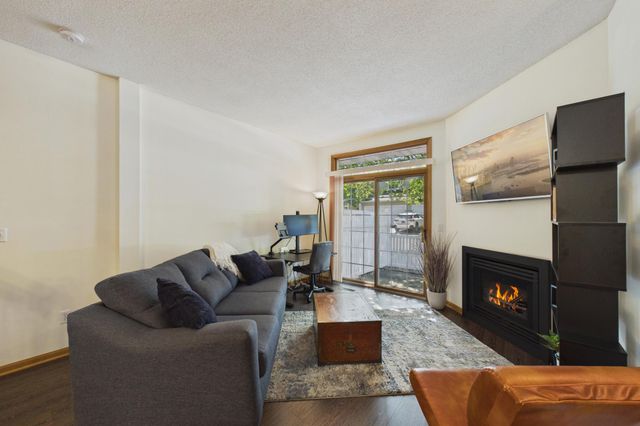 8434 Kimball Drive, Eden Prairie, MN 55347