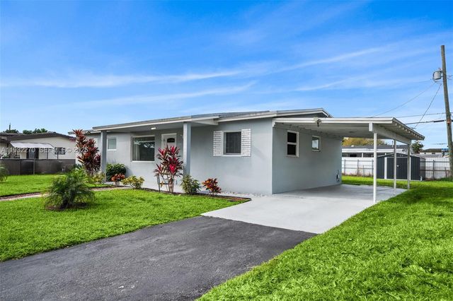 13710 Harrison St, Miami, FL 33176