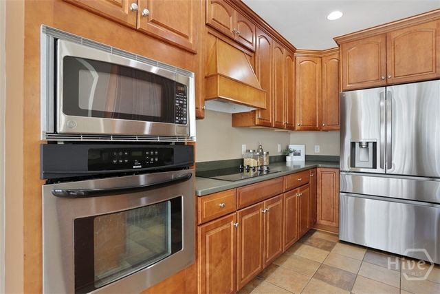 6 Mainhouse Lane, Savannah, GA 31419