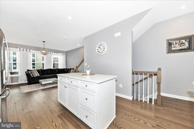 43406 OLD RYAN RD, Ashburn, VA 20148