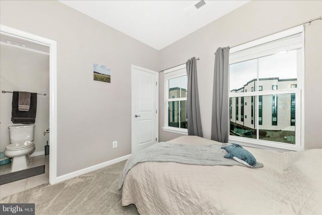 43406 OLD RYAN RD, Ashburn, VA 20148