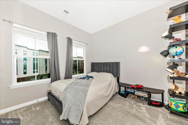 43406 OLD RYAN RD, Ashburn, VA 20148