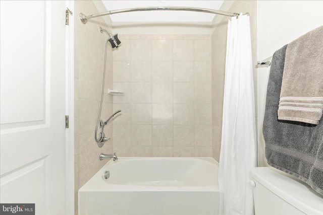 43406 OLD RYAN RD, Ashburn, VA 20148