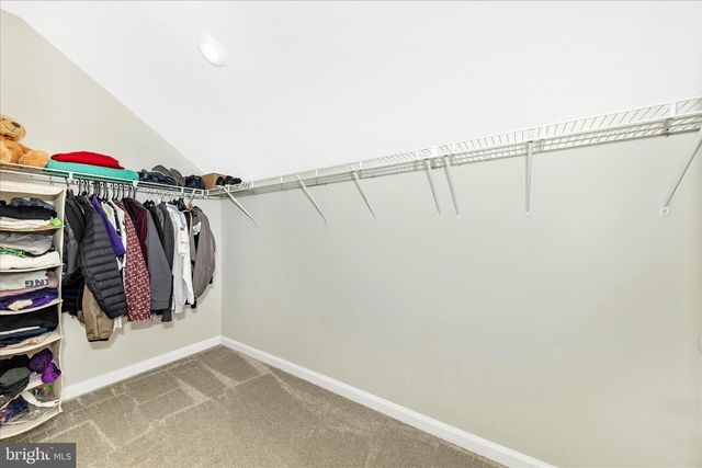 43406 OLD RYAN RD, Ashburn, VA 20148